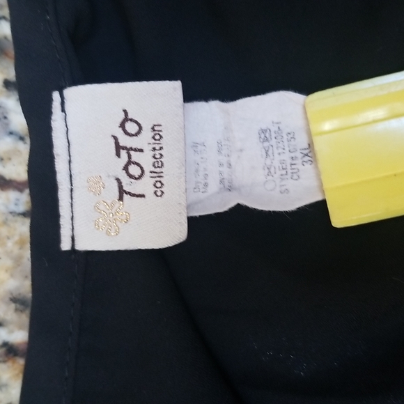 Toto Collection Chain Shoulder Strap Blouse - Picture 8 of 8